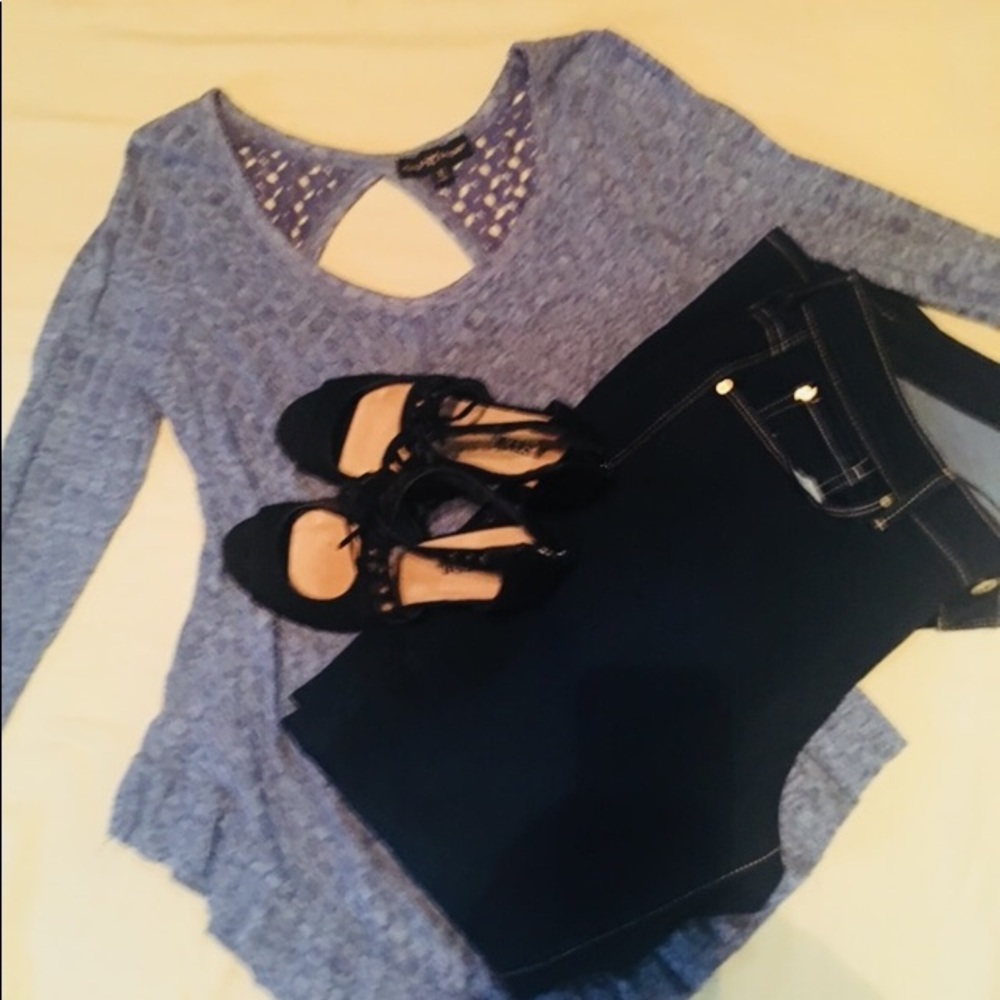 Cute top XL size gray-blue color